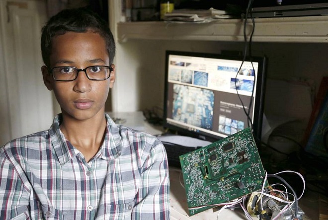 Irving 9th-grader arrested after taking homemade clock to school: ‘So you tried to make a bomb?