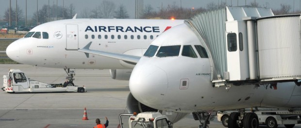 DEG DEG: Dayaarad Air France oo Bomb laga helay, deg degna ugu degtay Mombasa
