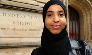 Somali teenager, Fahma Mohamed, becomes one of the youngest people in the UK to receive Doctor of Laws