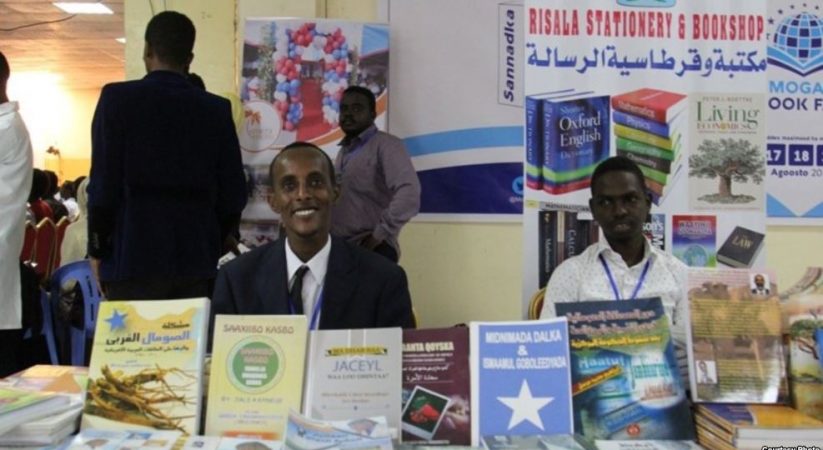 For 3 Days, Books Replace Blasts in Somali Capital