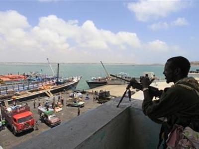 Italy delivers patrol boats to Somalia
