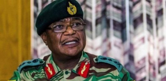 Militariga Zimbabwe oo digniin culus ka soo saaray khilaafka siyaasadeed ee Xisbiga ZANU-PF