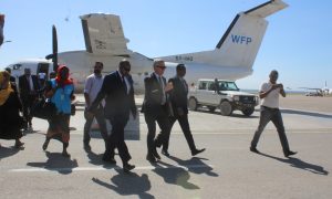 Madaxa hay’adda qaxootiga UNHCR oo booqasho ku yimid Somaliya
