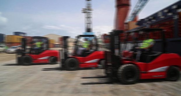 Somali MPs scrap UAE ports deal.