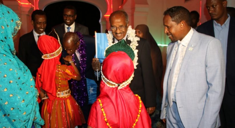 Duqa Muqdisho oo munaasabad marti-sharafeed ah u sameeyey Wafdiga Dalka Eritrea ee ku sugan Caasimadda