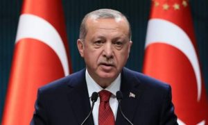 Erdogan iyo labo madaxweyne oo kale oo yeelanaya shir xasaasi ah