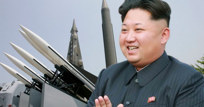 Kim Jong-un oo u digay Mareykanka
