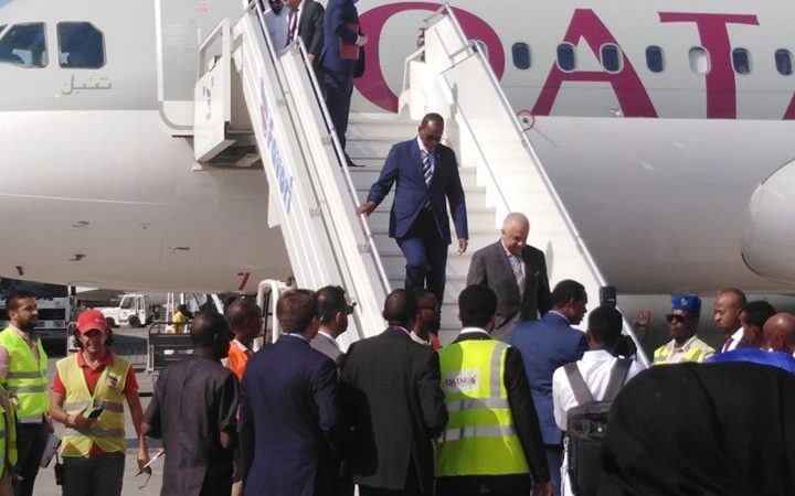 SAWIRO:-Qatar Airways oo si rasmi ah duulimaad uga bilaawday Muqdisho