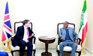 SAWIRO:-Madaxweynaha Somaliland oo la kulmey Safiirka Britain ee Somalia