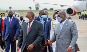 Uhuru Kenyatta oo  booqasho 3 maalmood ah ku tagay magaalada Kinshasa ee Jamhuuriyadda Dimuqraaddiga ah ee Congo