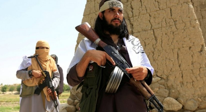 Taliban oo  ku boorisay Afghaniyiinta u shaqaynayay  NATO in aysan Dilaynin oo ay iska joogaan.