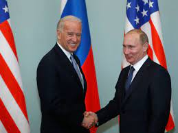 Joe Biden iyo Putin oo kulankii ugu horreeyay yelanaya  tan iyo markii   Biden noqdey madaxweynaha Mareykanka.