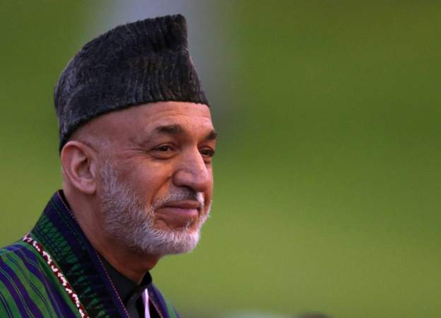 Madaxweynihii hore ee Afgaanistaan ​​Xamiid Karzai oo xiriir la sameeyay ururka Daalibaan