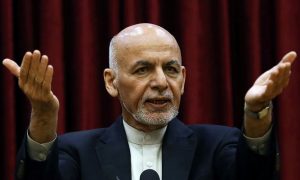 Madaxweynaha Afghanistan   Ashraf Ghani oo isaga Cararay dalkaasi