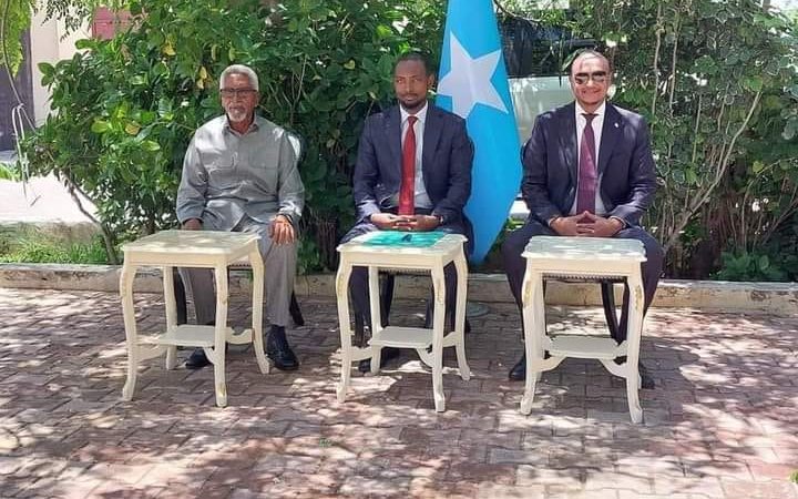 Mahdi Guuleed iyo Cabdi Xaashi oo ka heshiiyay khilaafkii Xildhibaannada Somaliland