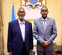Rooble oo  hambalyo u diray Senaterrada maanta ku guuleystay doorashada Golaha Aqalka Sare ee Somaliland.