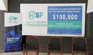 Hormuud Salaam Foundation oo $100,000 ugu deeqday abaaraha ka jira Goboladda J/hoose iyo Gedo.