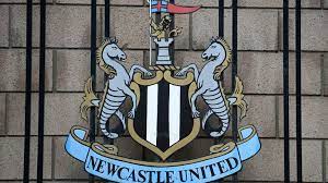 Newcastle United oo   shaqadii tababarenimo ka caydhisay tababare Steve Bruce