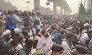 Pakistan: Kooxdii ka soo horjeedday ‘sawirkii Nebiga laga sameeyey’ oo soo rogaal celisay