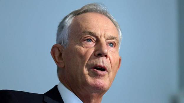 Tony Blair oo maanta laga billaabo magaciisa laga hormarinayo darajo cusub oo ah ‘Sir Tony’