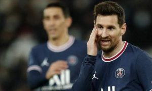 Lionel Messi oo  ka mid noqday afar ciyaartoy oo ka tirsan kooxda Paris St-Germain oo laga helay safmarka Covid-19.