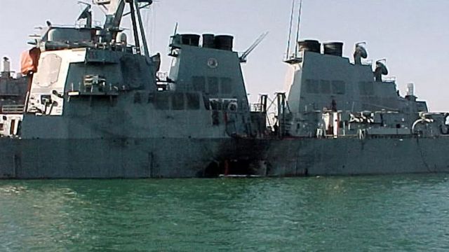 Markabka dagaal ee USS Coll oo mar kale dib ugu soo laabmay Khaliijka