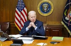 Biden “  Russia waxay ka fakarayaan  inay hub kiimiko u adeegsato Dagaalka Ukraine