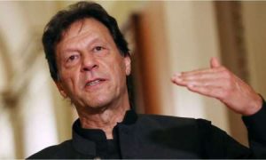 Ra’iisul wasaaraha Pakistan, Imran Khan oo ka dhursugaya kulanka baarlamaanka