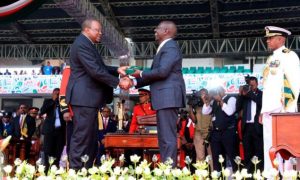 Madaxweynaha Kenya William Ruto oo xil Sare u magacaabay Uhuru Kenyatta