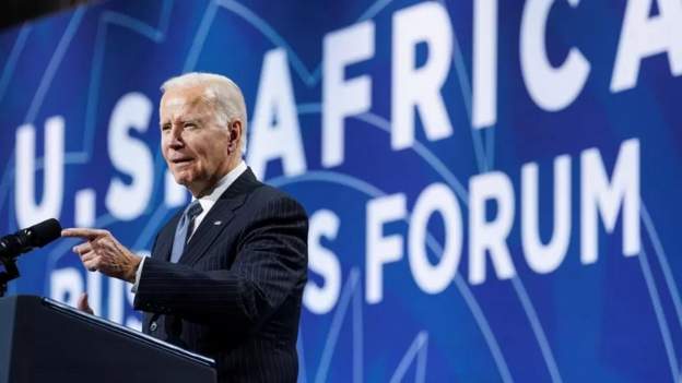 Joe Biden oo  shaaciyay lacago gaaraya balaayiin doolar oo hor leh uu ku maalgelinayo Afrika xilli shirka madaxeedka Afrika uu ka socdo magaalada Washington.