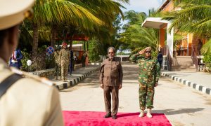 President Mohamud inspects SNA Command Headquarters in Mogadishu