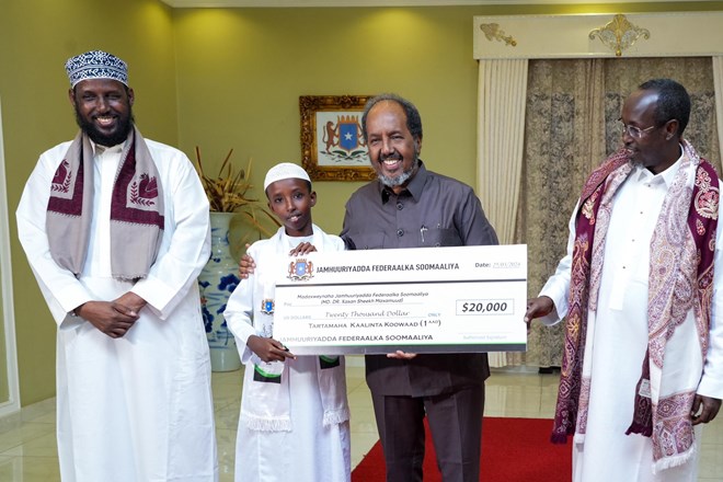 Somali President awards top talents at Somalia’s Quran Recitation Competition